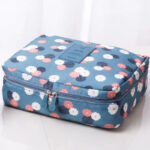 trousse de toilette suspendue
