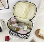accessoire de voyage féminin