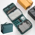 trousse de toilette voyage