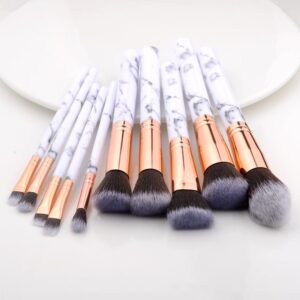 pinceaux de maquillage marbre