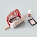 trousse de toilette compacte