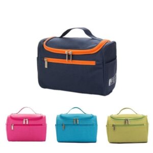 trousse de toilette avec crochet