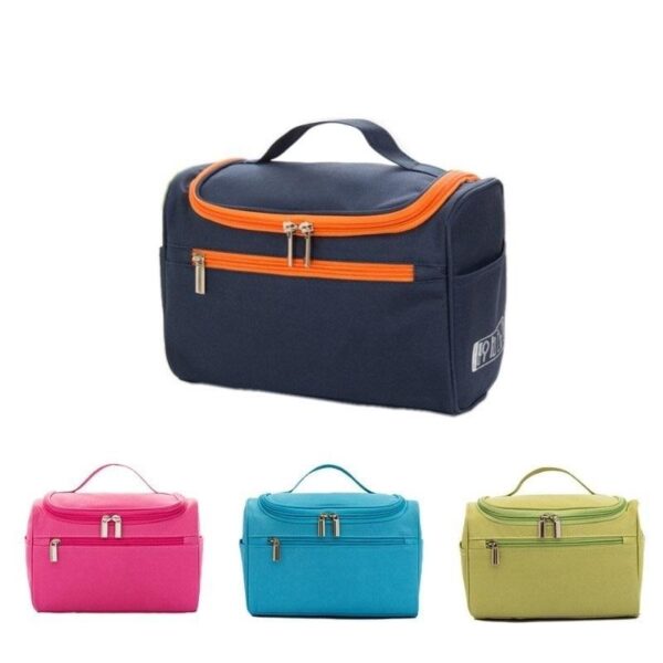 trousse de toilette avec crochet