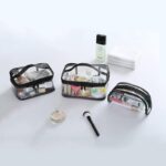 Trousse de toilette transparente