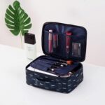 trousse maquillage moderne