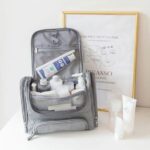 rangement efficace de trousse de toilette