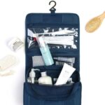trousse de toilette avec crochet