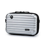 trousse maquillage résistante
