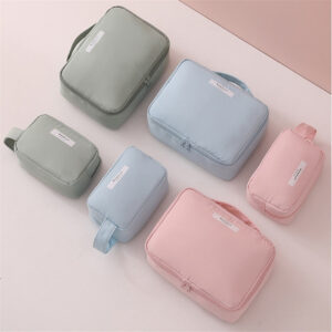 Trousses de toilette élégante