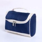 Design ergonomique trousse de toilette