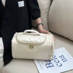 eau de toilette et accessoires