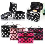 trousse avec plusieurs compartiments