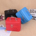 accessoire de toilette rigide