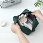 trousse de toilette chic