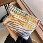 trousse beauté rayures colorées