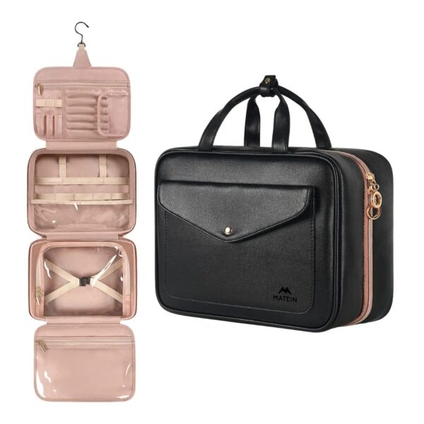 trousse de toilette à suspendre femme élégante