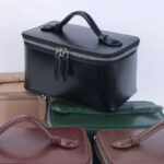 trousse cuir résistante personnalisable