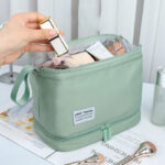 trousse femme voyage