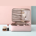 Accessoire de beauté compact