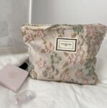 style intemporel trousse de toilette