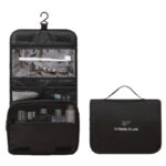 trousse avec crochet pratique