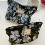 pochette de voyage fleurie