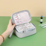 trousse de voyage vide
